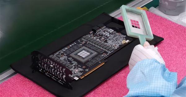 撼迅AMD显卡抹错硅脂 温度高达110℃!曝生产线自证清白